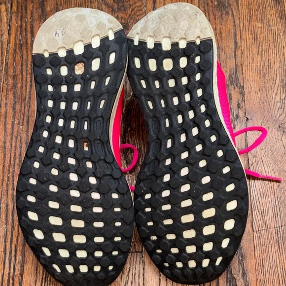 Adidas Adult Vibrant Pink Sneakers sz 8 - Picture 4 of 8